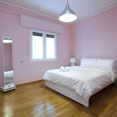 Palaio Faliro, A Bright And Spacious Apartment Афины Экстерьер фото