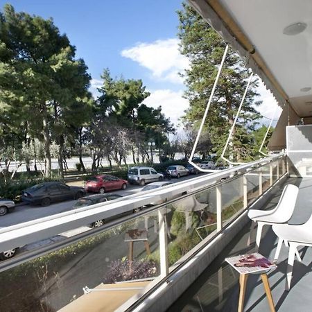 Palaio Faliro, A Bright And Spacious Apartment Афины Экстерьер фото
