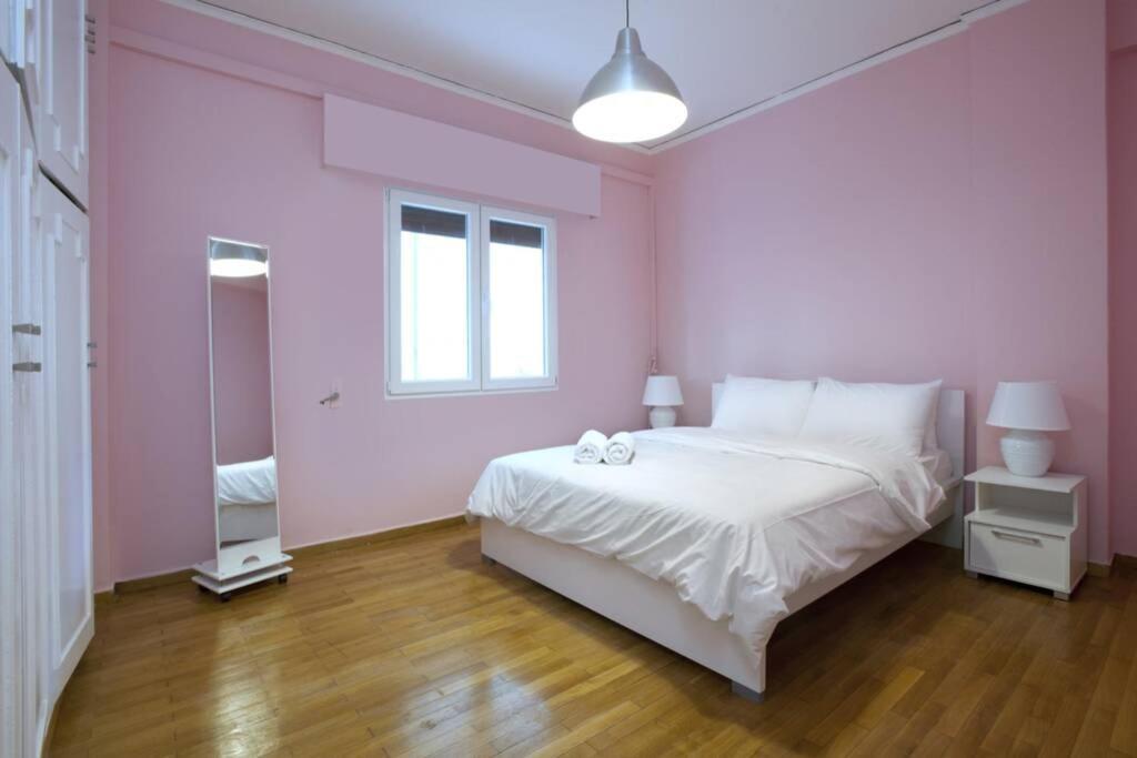 Palaio Faliro, A Bright And Spacious Apartment Афины Экстерьер фото