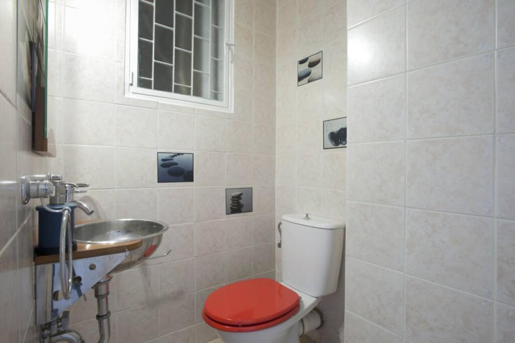 Palaio Faliro, A Bright And Spacious Apartment Афины Экстерьер фото