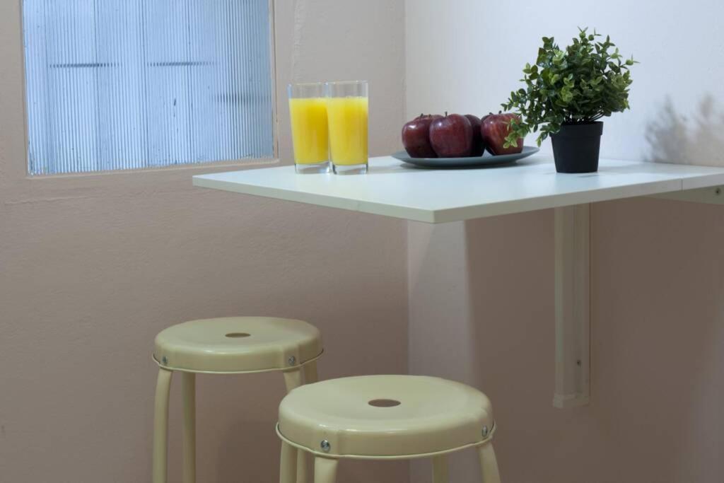Palaio Faliro, A Bright And Spacious Apartment Афины Экстерьер фото